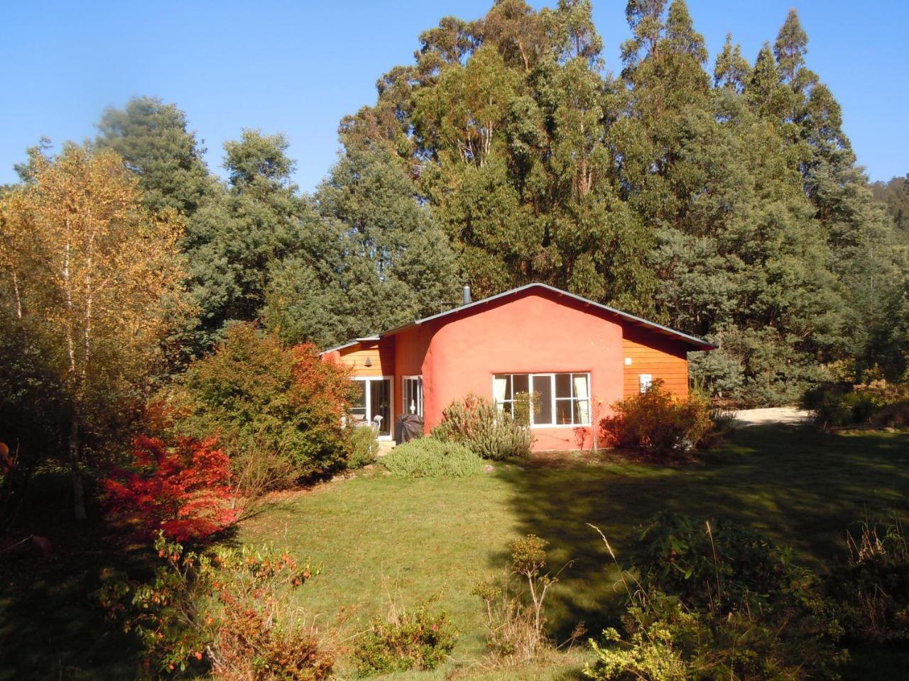 Whispering Spirit Holiday Cottages & Mini Ponies Franklin Экстерьер фото